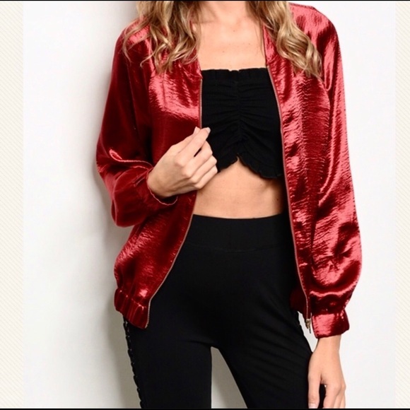 Wanderlust Ruby satin embroidered bomber jacket - Picture 2 of 8